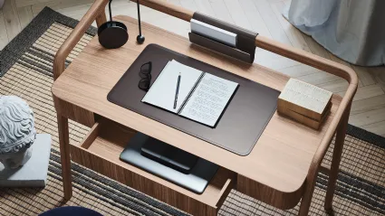 Scrittoio in legno Knot di Novamobili