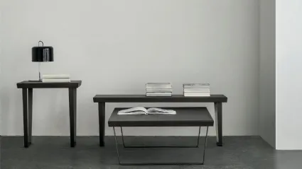 Tavolini Ponte con gambe a slitta in metallo e top in MDF colorato o impiallacciato Frassino di Bodema