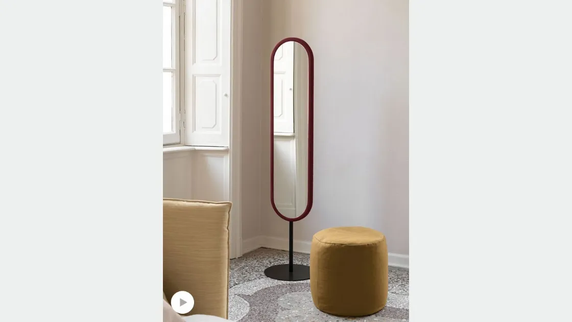 Specchiera freestanding girevole con cornice in laccato Lap di Bolzan Letti