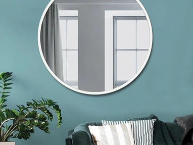 Specchiera Tonda Bianca con cornice in metallo di Pintdecor