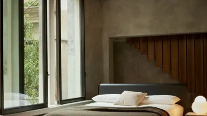 Letto in legno con testiera rivestita in pelle Bend-e-Wood di Bolzan Letti