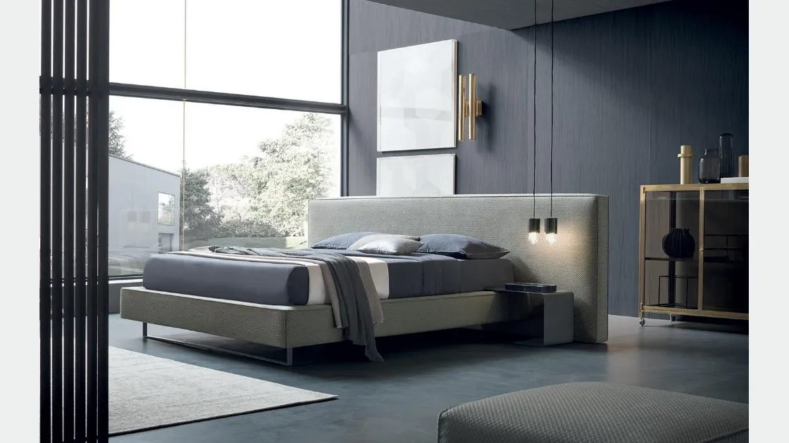 Letto in tessuto dal design lineare ed essenziale Bowie di Felis