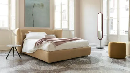 Letto in tessuto dalle forme morbide e avvolgenti con box contenitore Jill di Bolzan