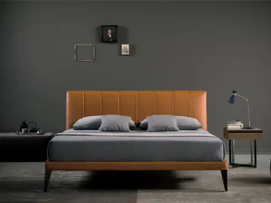 Letto Megan in legno e in pelle cucita di Bodema