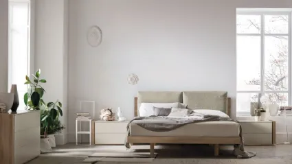 Letto con testiera imbottita Nikki di Tomasella
