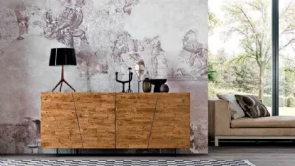 Madia Dsquare Groove a 4 ante in legno massello con piedi in vetro di FGF Mobili