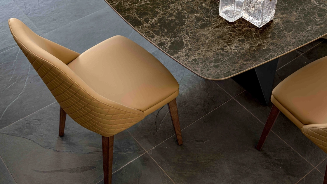 Sedia Polly di Compar Italia