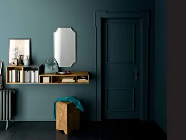 Sgabello Bliss in legno massiccio che può essere usato anche come tavolino di FGF Mobili
