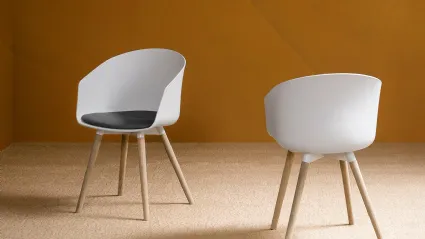 Sedia Oslo di Devina Nais 
