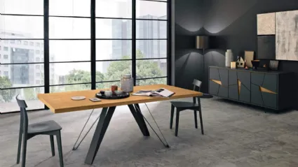 Tavolo Blade in legno con profilo dritto e base in metallo laccato antracite di FGF Mobili