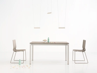 Tavolo allungabile Jolly in laminato e metallo di Pointhouse
