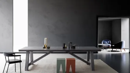 Tavolo Master in legno massello di Rovere di Devina Nais