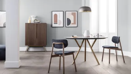 Tavolo rotondo Sunny con top in marmo Bianco di Carrara e gambe in metallo di Novamobili