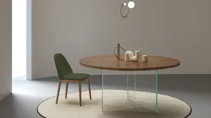 Tavolo Smart Rotondo con piano in legno e base in vetro trasparente di Devina Nais