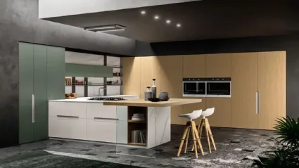 Cucina Moderna con penisola Time 04 2023 in Pet opaco Felce e Bianco e cannettato Grano di Gentili Cucine